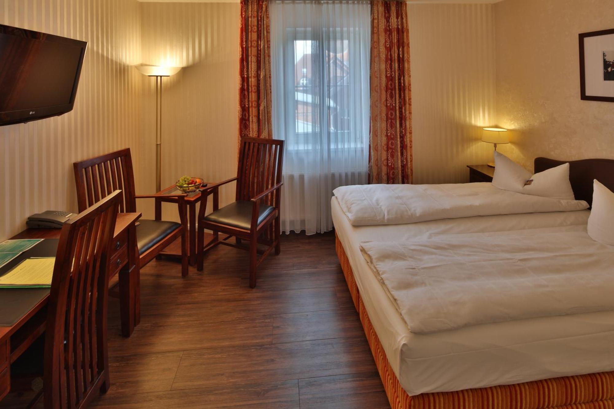 Hotel Elefant Шверін Номер фото