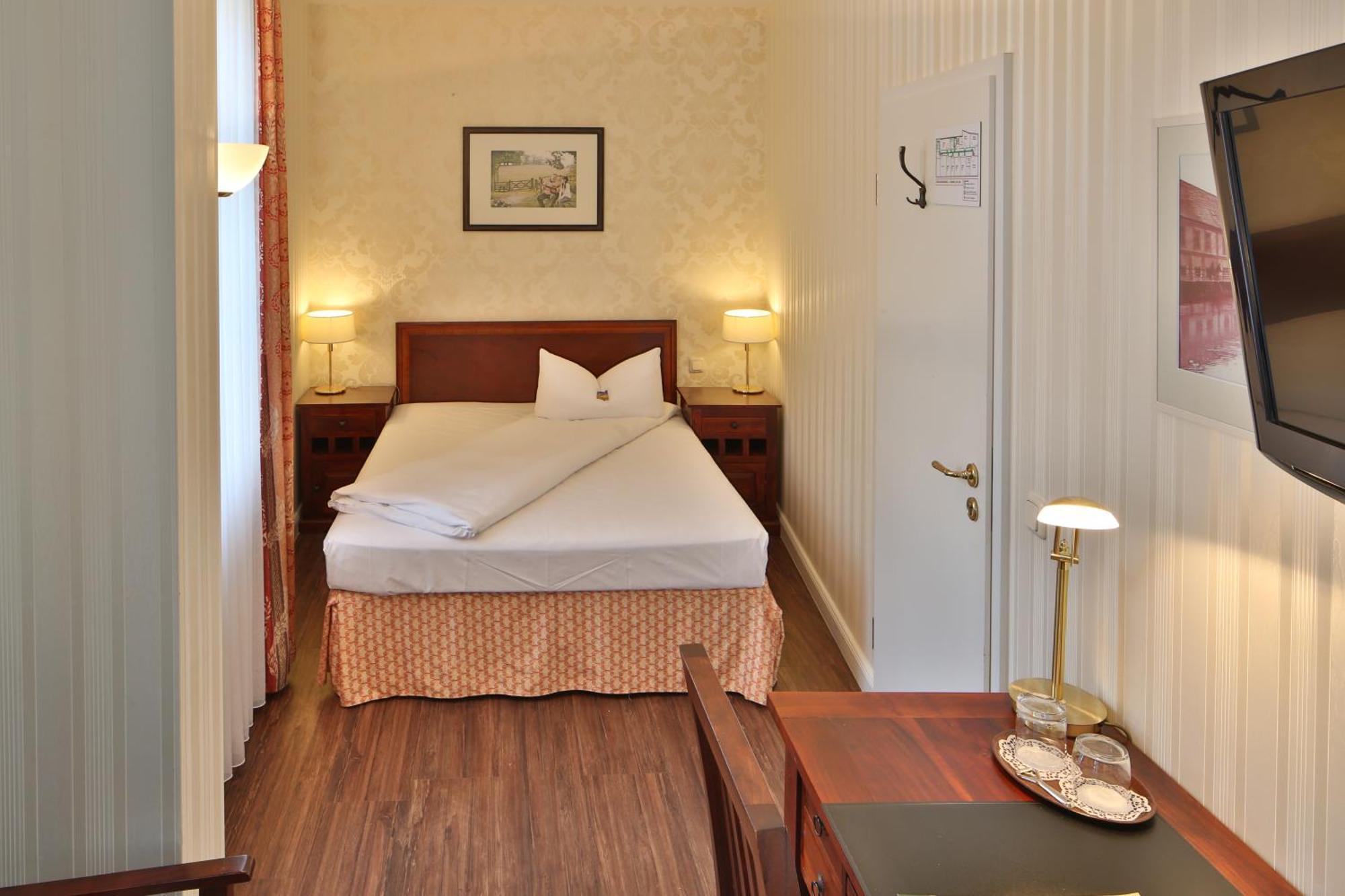 Hotel Elefant Шверін Номер фото