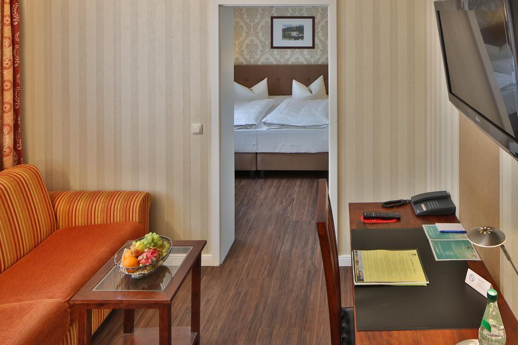 Hotel Elefant Шверін Екстер'єр фото