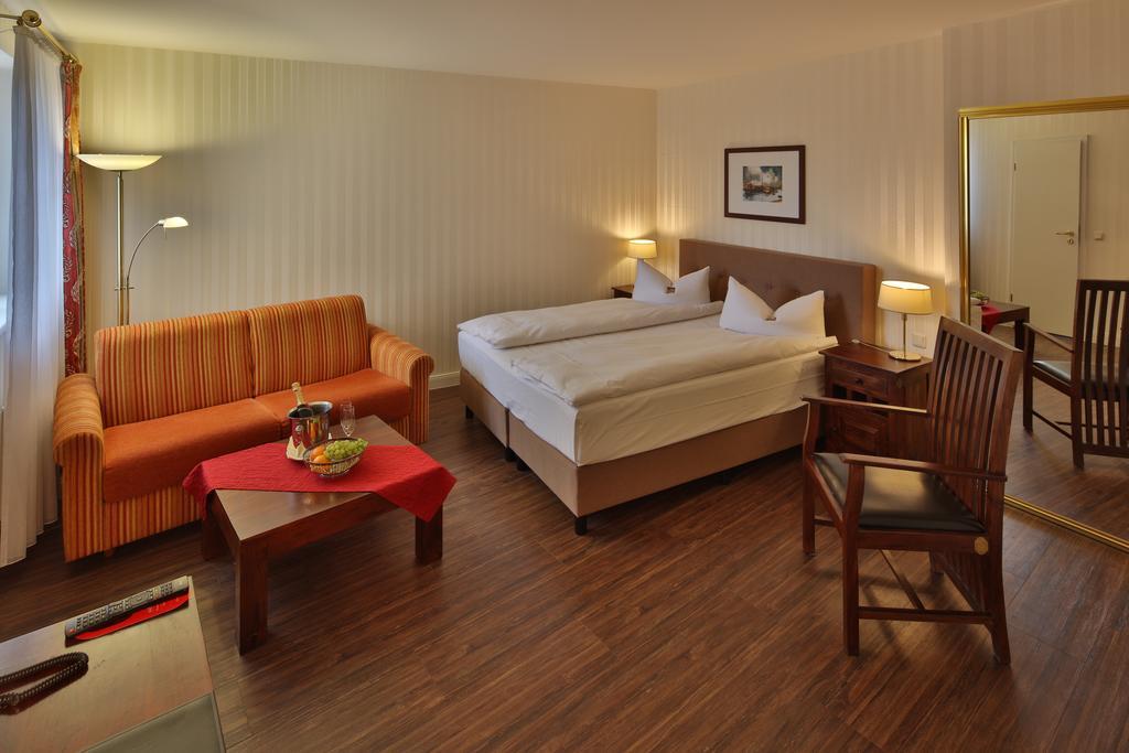 Hotel Elefant Шверін Екстер'єр фото