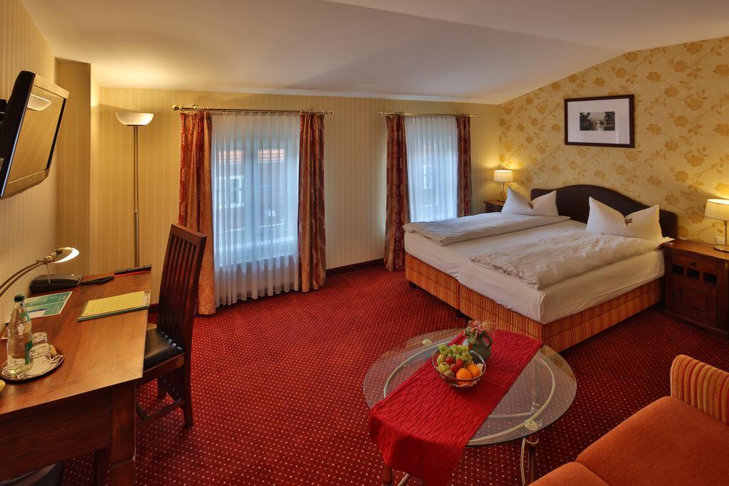 Hotel Elefant Шверін Екстер'єр фото