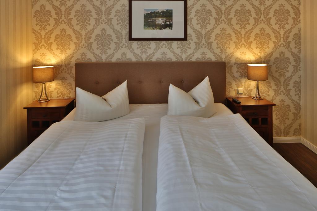 Hotel Elefant Шверін Екстер'єр фото