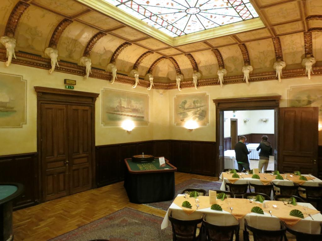 Hotel Elefant Шверін Екстер'єр фото